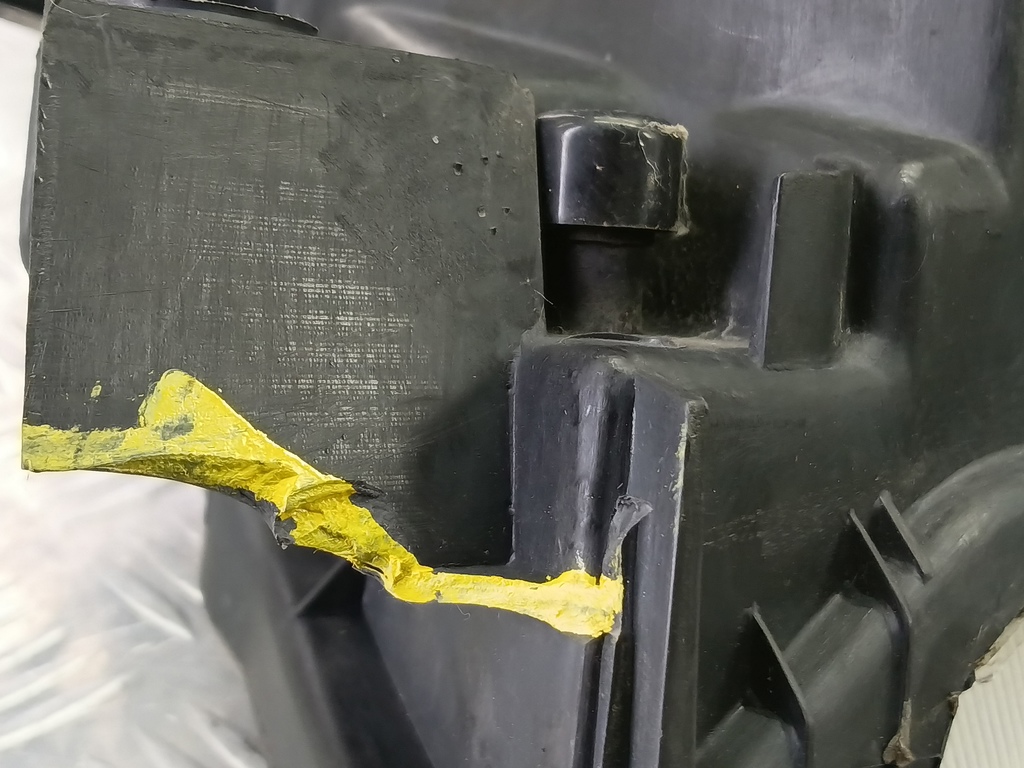 фара MITSUBISHI PAJERO  MN133748, 2700 рублей, Москва