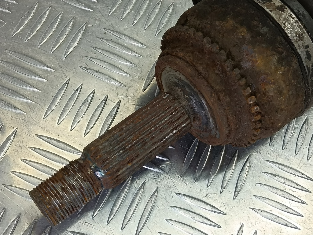 привод MITSUBISHI LANCER 1.6 MT (98 л.с.)Lancer  IX рестайлинг (2005—2010) Седан MR953746, 11900 рублей, Москва