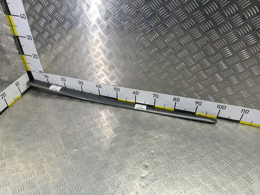 накладка двери MITSUBISHI COLT 1.3 MT (95 л.с.)Colt  Z30 (2002—2012) Хетчбэк MR957269, 630 рублей, Москва