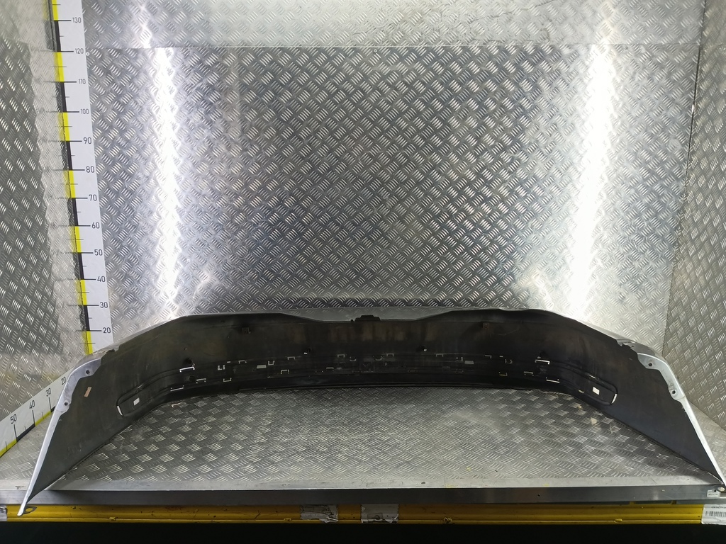 бампер MITSUBISHI CARISMA 1.6 AT (90 л.с.)Carisma  I рестайлинг (1999—2004) Лифтбек, 11900 рублей, Москва