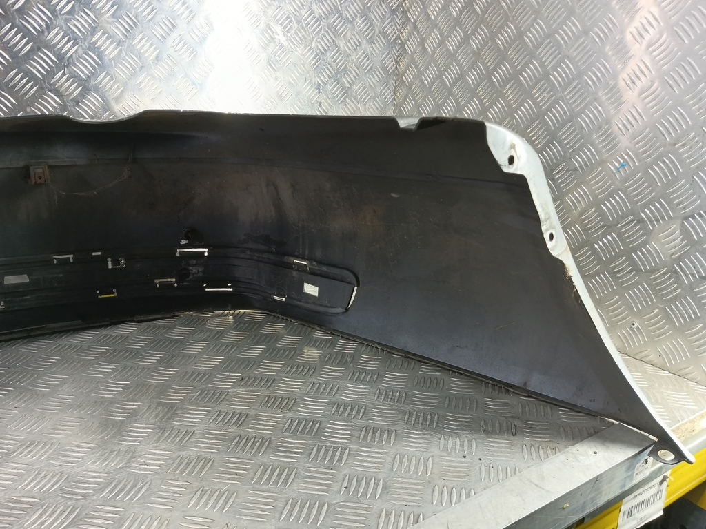 бампер MITSUBISHI CARISMA 1.6 AT (90 л.с.)Carisma  I рестайлинг (1999—2004) Лифтбек, 11900 рублей, Москва