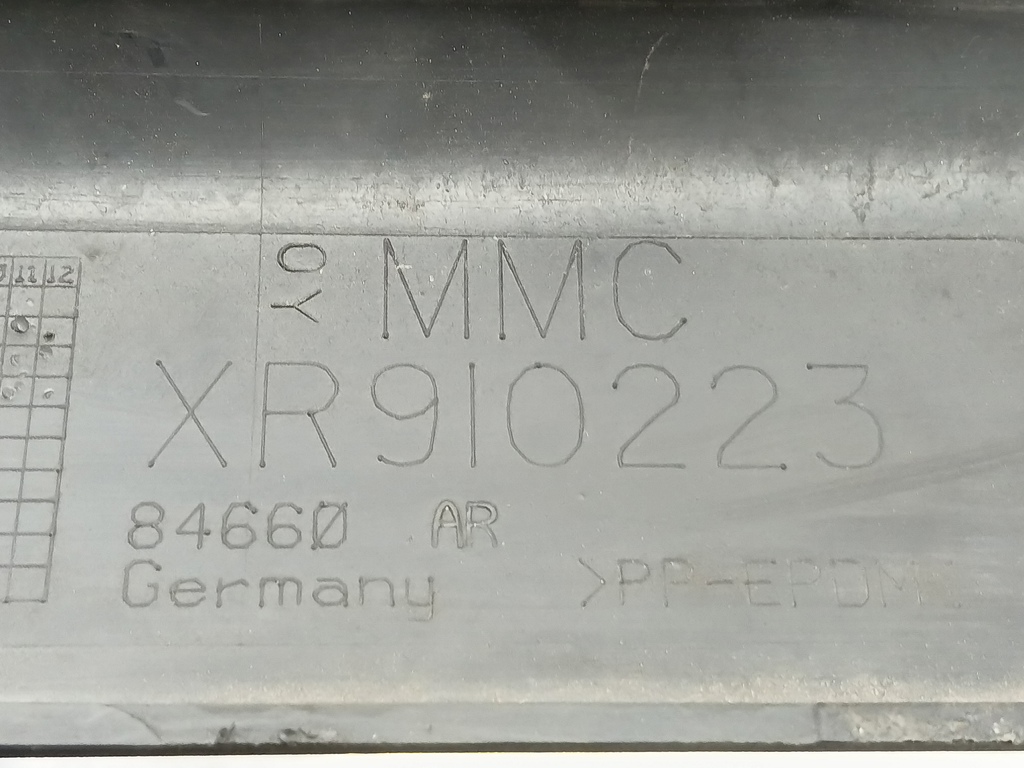накладка бампера заднего MITSUBISHI CARISMA 1.6 AT (90 л.с.)Carisma  I рестайлинг (1999—2004) Лифтбек MR910223, 980 рублей, Москва
