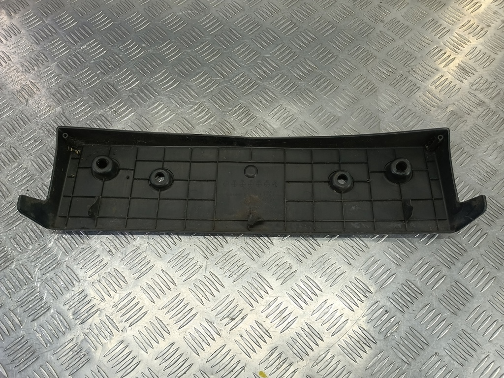 накладка бампера переднего MITSUBISHI LANCER 1.6 MT (98 л.с.)Lancer  IX рестайлинг (2005—2010) Седан 6430A084, 1670 рублей, Москва