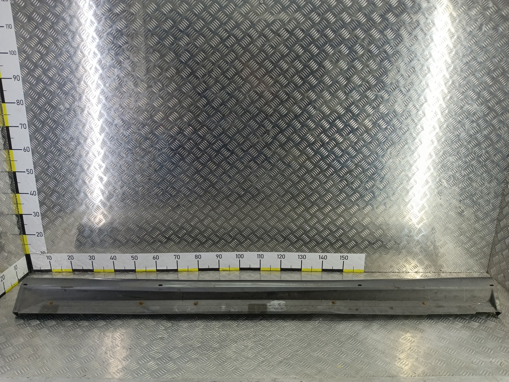 накладка порога MITSUBISHI LANCER 1.6 MT (98 л.с.)Lancer  IX рестайлинг (2005—2010) Седан MR380004, 3390 рублей, Москва