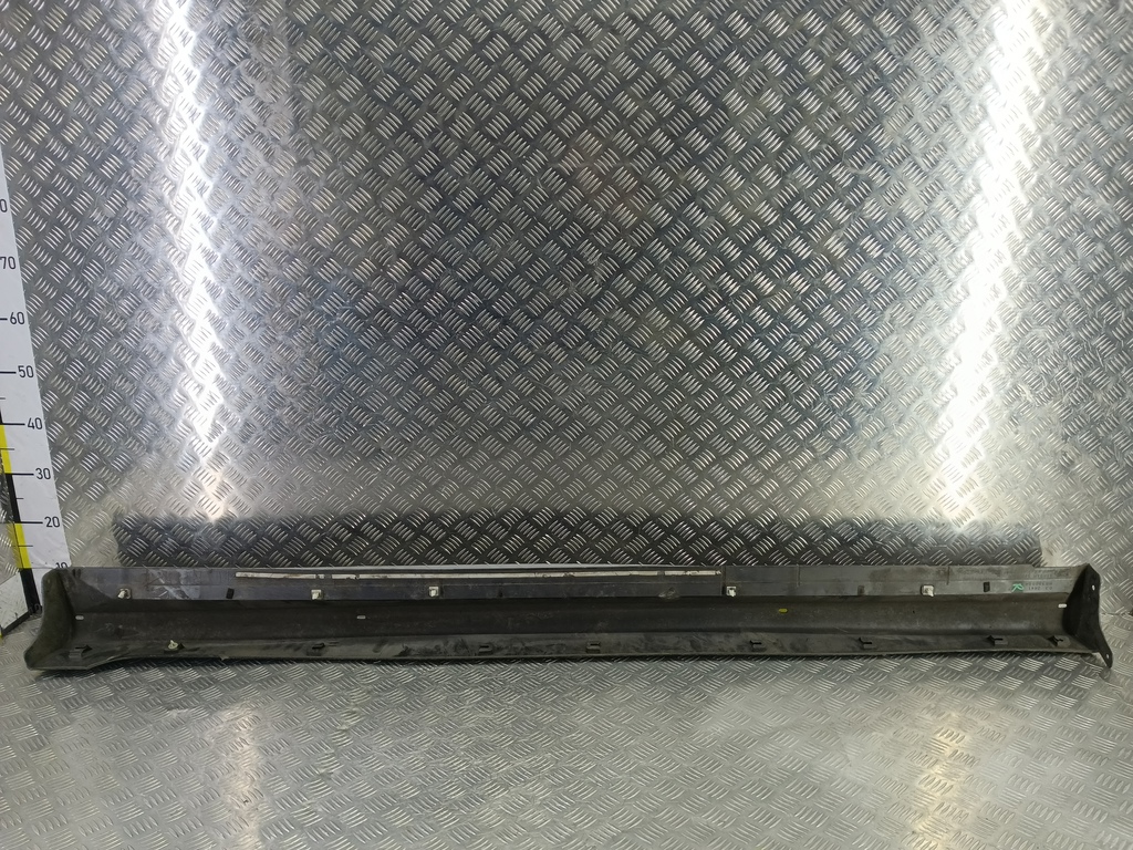 накладка порога MITSUBISHI LANCER 1.6 MT (98 л.с.)Lancer  IX рестайлинг (2005—2010) Седан MR380004, 3390 рублей, Москва