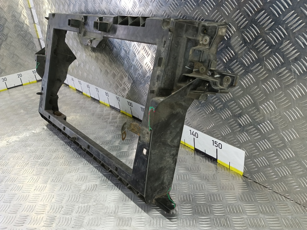 панель (телевизор) MITSUBISHI COLT 1.3 MT (95 л.с.)Colt  Z30 (2002—2012) Хетчбэк MN105057, 5000 рублей, Москва