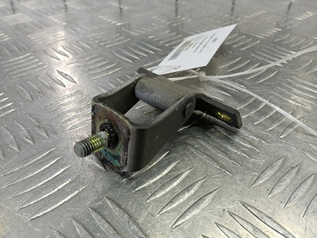 петля крышки багажника MITSUBISHI COLT 1.3 MT (95 л.с.)Colt  Z30 (2002—2012) Хетчбэк MR959489, 520 рублей, Москва