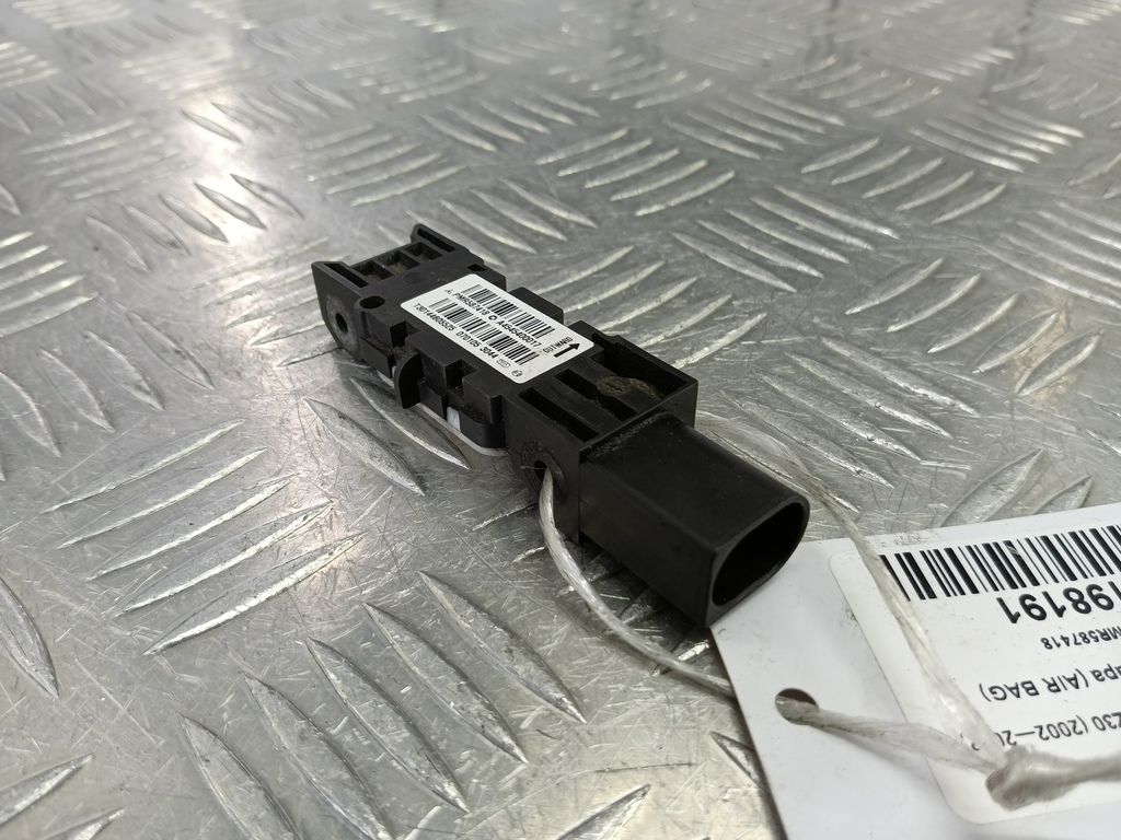 датчик удара (air bag) MITSUBISHI COLT 1.3 MT (95 л.с.)Colt  Z30 (2002—2012) Хетчбэк MR587418, 3279 рублей, Москва