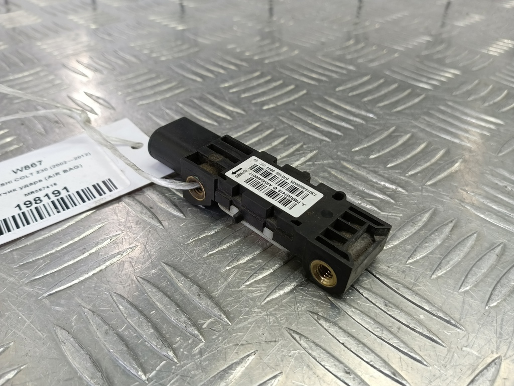 датчик удара (air bag) MITSUBISHI COLT 1.3 MT (95 л.с.)Colt  Z30 (2002—2012) Хетчбэк MR587418, 3279 рублей, Москва