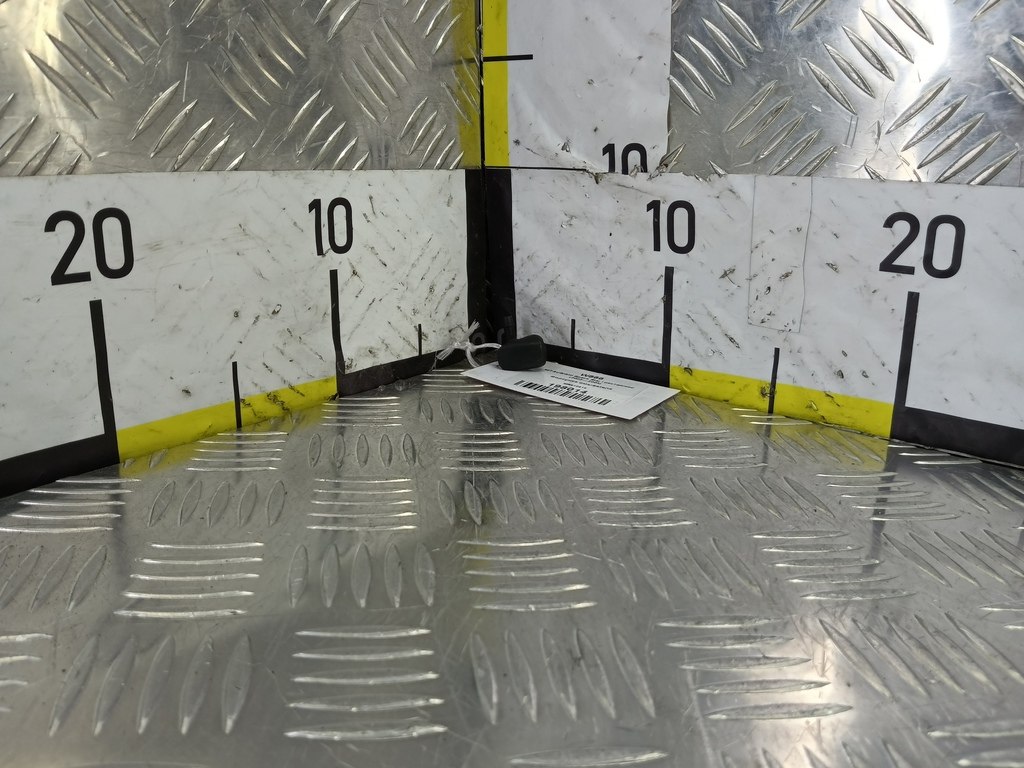 форсунка омывателя MITSUBISHI CARISMA 1.6 AT (90 л.с.)Carisma  I рестайлинг (1999—2004) Лифтбек MR910616, 1440 рублей, Москва