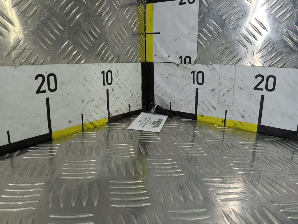 клапан омывателя лобового стекла MITSUBISHI COLT 1.3 MT (95 л.с.)Colt  Z30 (2002—2012) Хетчбэк 8265A022, 630 рублей, Москва