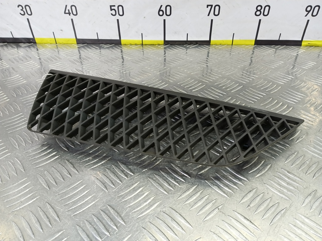 решетка радиатора MITSUBISHI LANCER 1.6 MT (98 л.с.)Lancer  IX рестайлинг (2005—2010) Седан 7450A247, 2130 рублей, Москва