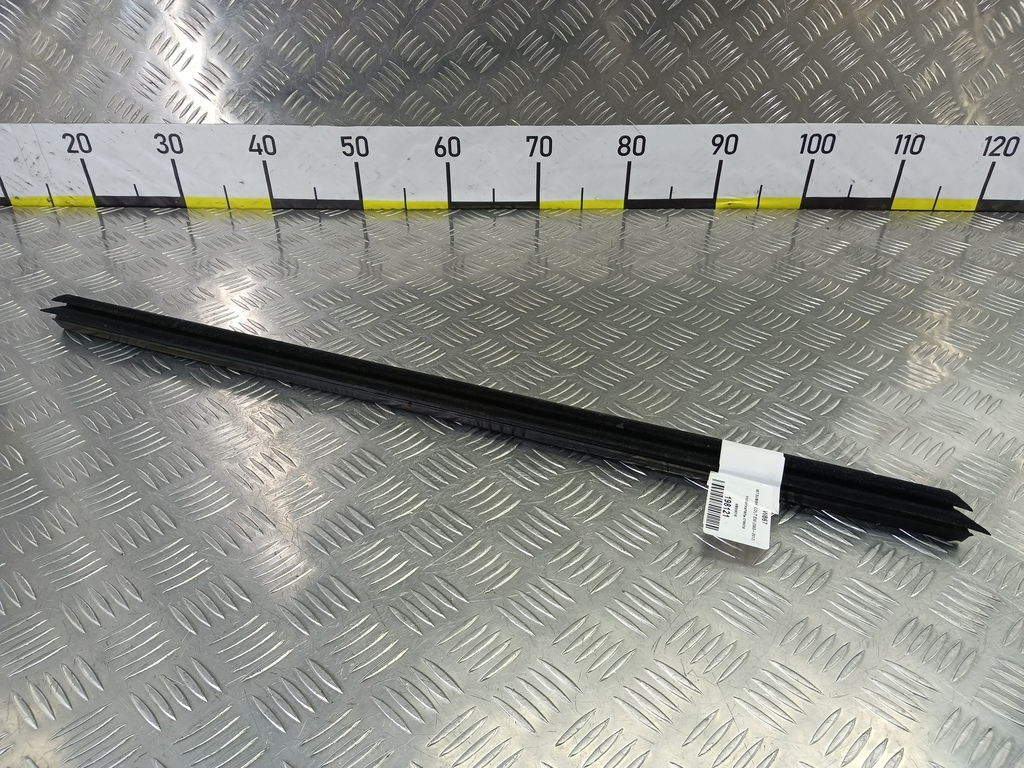 уплотнитель стекла MITSUBISHI COLT 1.3 MT (95 л.с.)Colt  Z30 (2002—2012) Хетчбэк MR959318, 860 рублей, Москва