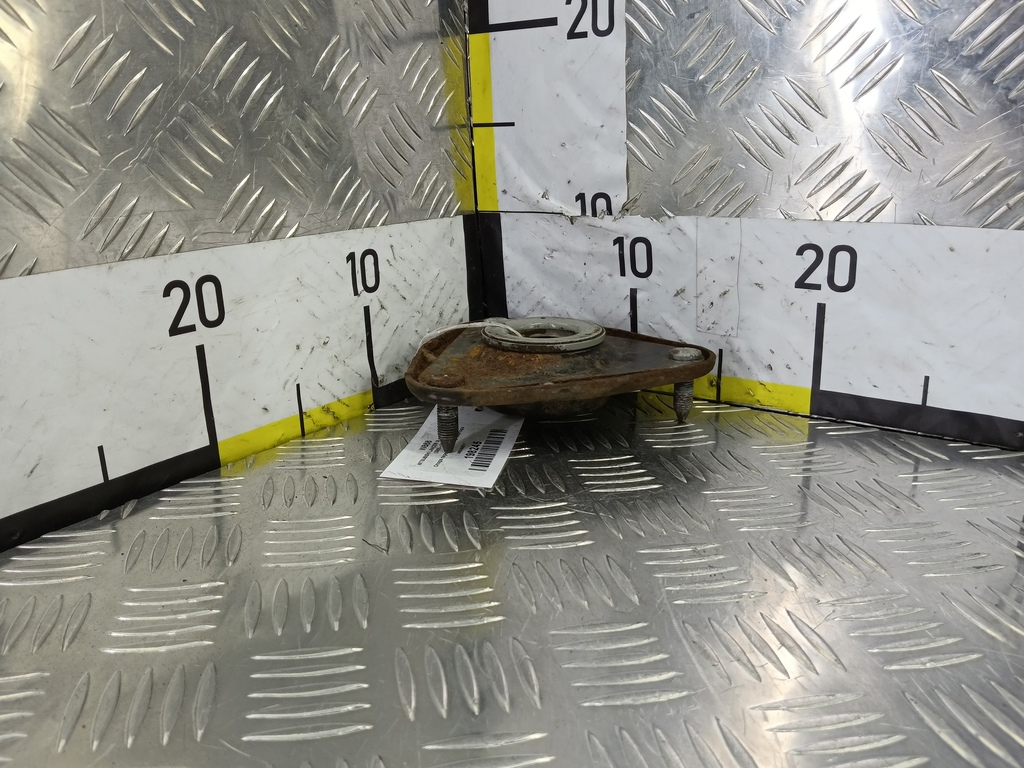 опора переднего амортизатора MITSUBISHI LANCER 1.6 MT (98 л.с.)Lancer  IX рестайлинг (2005—2010) Седан MR589877, 860 рублей, Москва