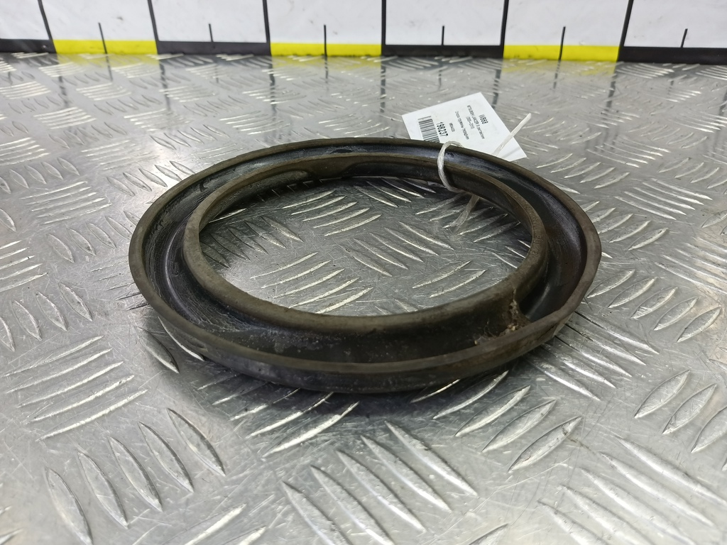 опора пружины MITSUBISHI LANCER 1.6 MT (98 л.с.)Lancer  IX рестайлинг (2005—2010) Седан MR244220, 630 рублей, Москва