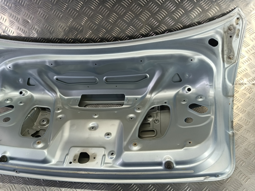 крышка багажника MAZDA 3 1.6 MT (105 л.с.)3  BK рестайлинг (2006—2009) Седан BNYV5261XD, 24550 рублей, Москва