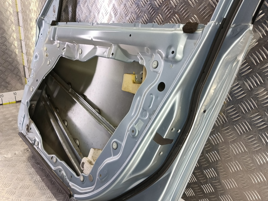 дверь MAZDA 3 1.6 MT (105 л.с.)3  BK рестайлинг (2006—2009) Седан BNYV5802, 25700 рублей, Москва