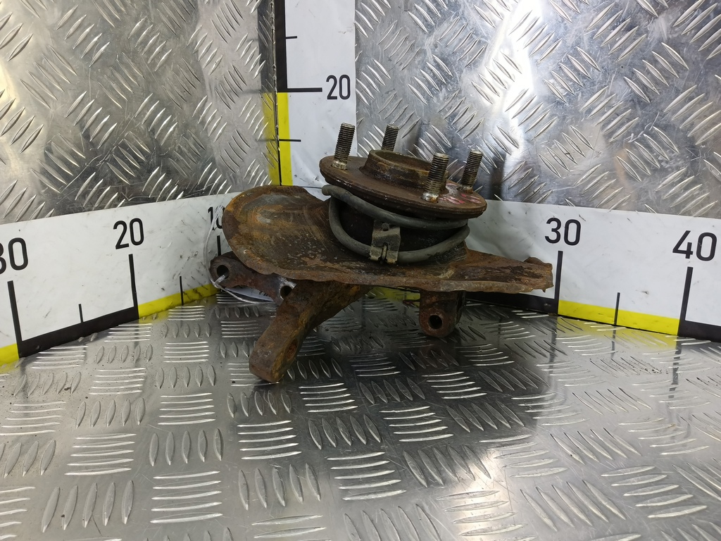 кулак MITSUBISHI LANCER 1.6 MT (98 л.с.)Lancer  IX рестайлинг (2005—2010) Седан MR491322, 4079 рублей, Москва