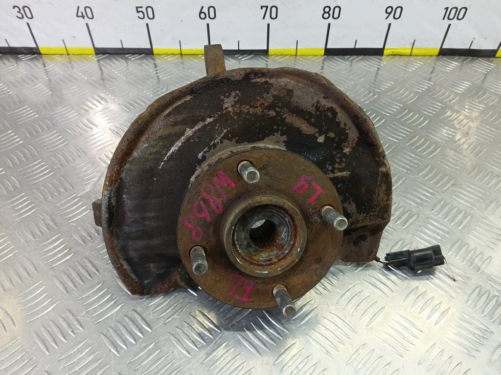 кулак MITSUBISHI LANCER 1.6 MT (98 л.с.)Lancer  IX рестайлинг (2005—2010) Седан MR491321, 4430 рублей, Москва