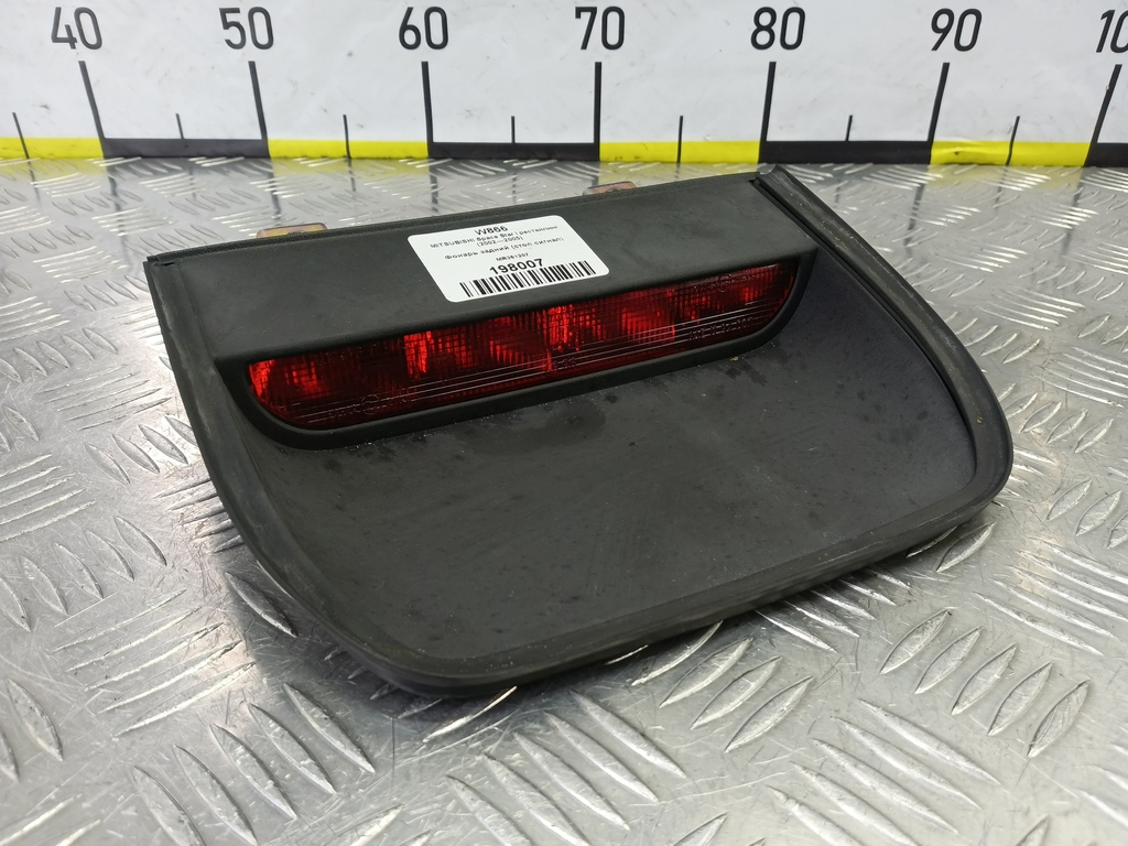фонарь (стоп сигнал) MITSUBISHI CARISMA 1.6 AT (90 л.с.)Carisma  I рестайлинг (1999—2004) Лифтбек MR361207, 520 рублей, Москва