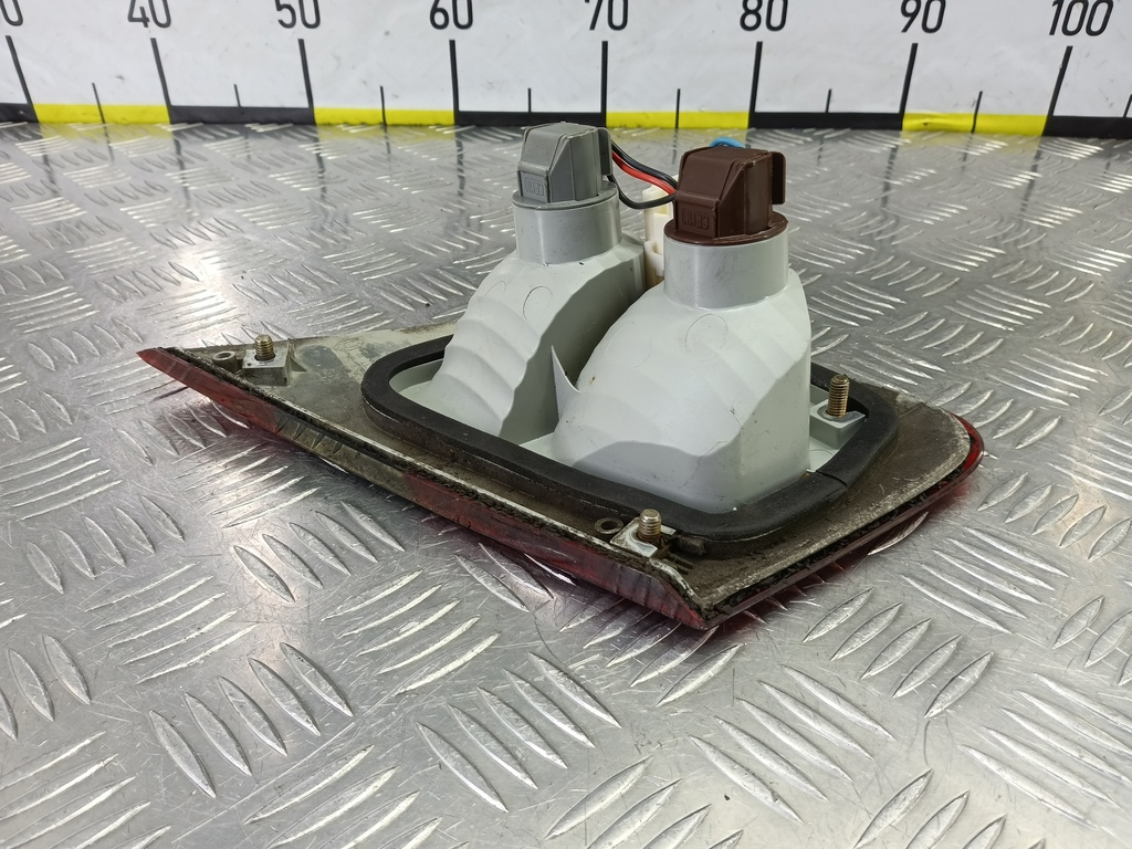 фонарь  (фара) MITSUBISHI CARISMA 1.6 AT (90 л.с.)Carisma  I рестайлинг (1999—2004) Лифтбек MR485476, 980 рублей, Москва