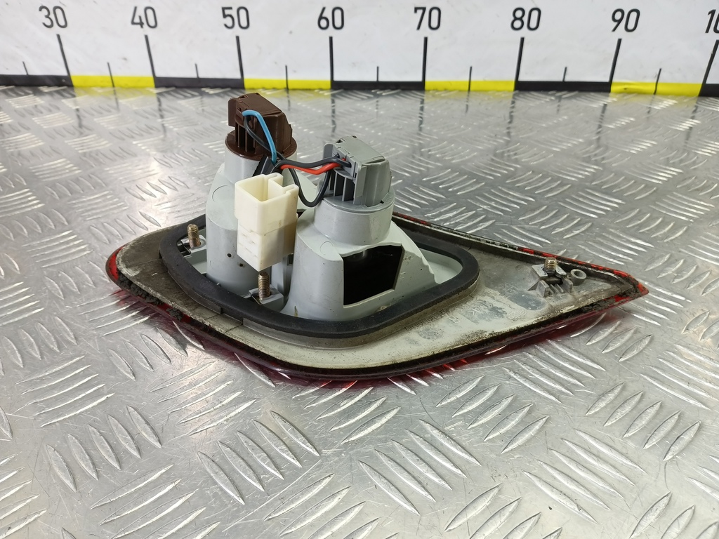 фонарь  (фара) MITSUBISHI CARISMA 1.6 AT (90 л.с.)Carisma  I рестайлинг (1999—2004) Лифтбек MR485476, 980 рублей, Москва