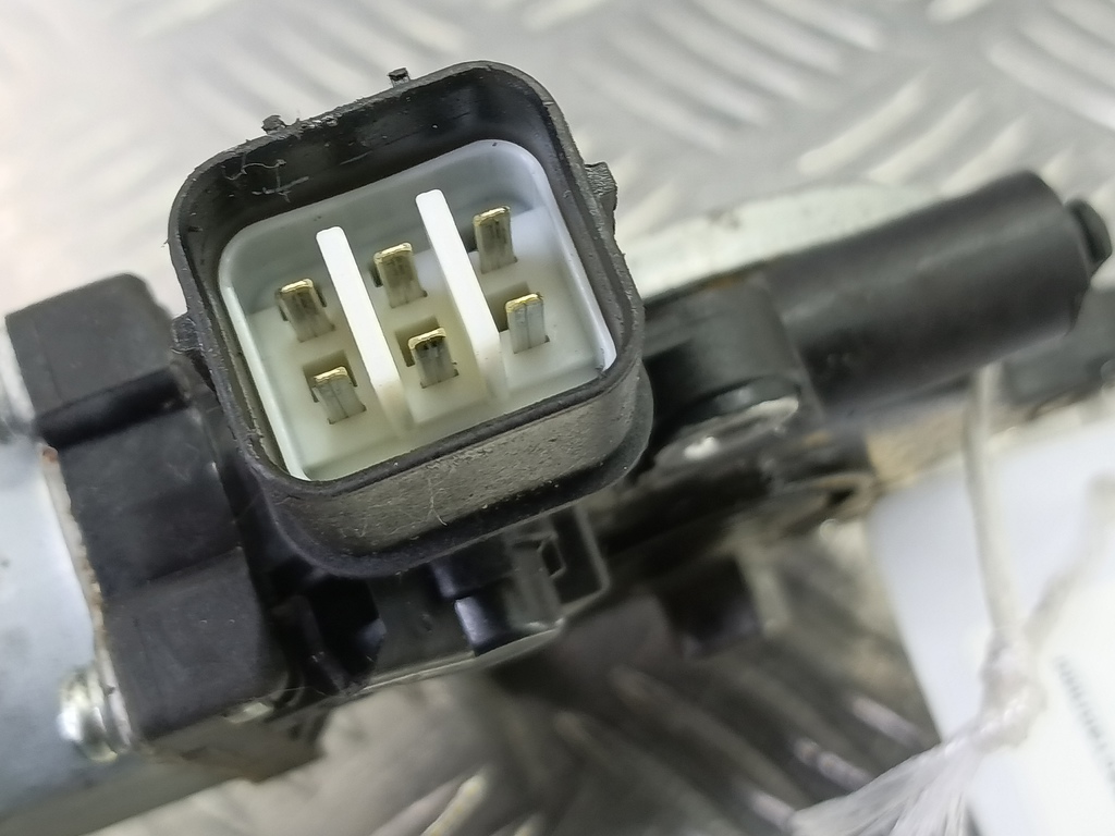 моторчик стеклоподъёмника MITSUBISHI LANCER 1.6 MT (98 л.с.)Lancer  IX рестайлинг (2005—2010) Седан MR991832, 520 рублей, Москва