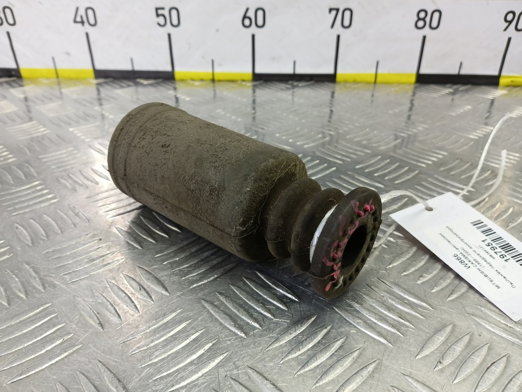 пыльник переднего амотризатора MITSUBISHI CARISMA 1.6 AT (90 л.с.)Carisma  I рестайлинг (1999—2004) Лифтбек MR369121, 520 рублей, Москва