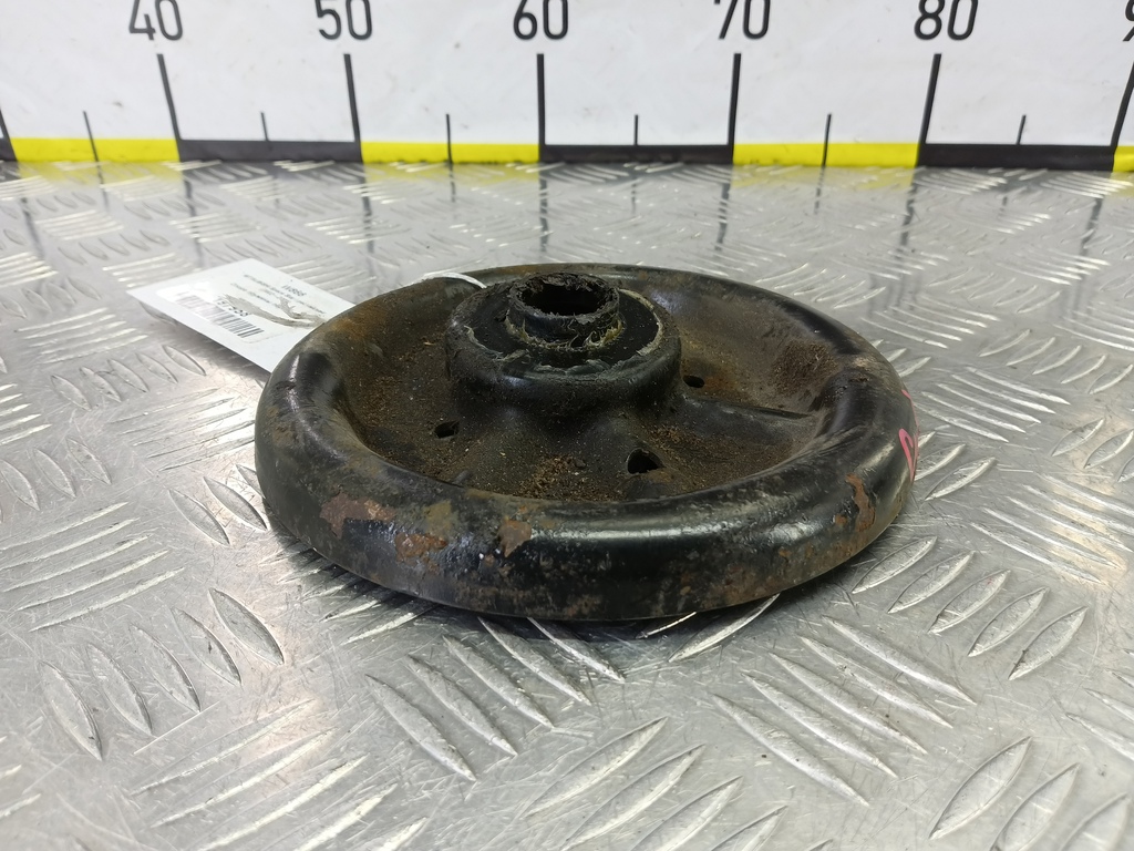 опора пружины MITSUBISHI CARISMA 1.6 AT (90 л.с.)Carisma  I рестайлинг (1999—2004) Лифтбек MR369118, 1090 рублей, Москва