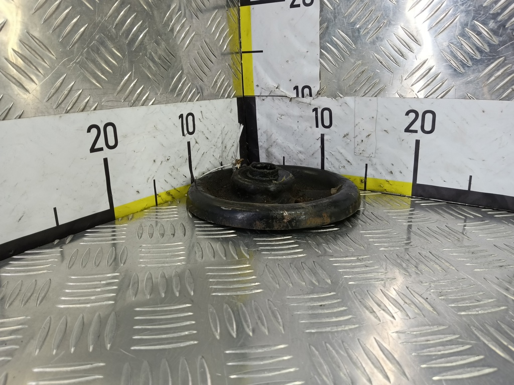 опора пружины MITSUBISHI CARISMA 1.6 AT (90 л.с.)Carisma  I рестайлинг (1999—2004) Лифтбек MR369118, 1090 рублей, Москва