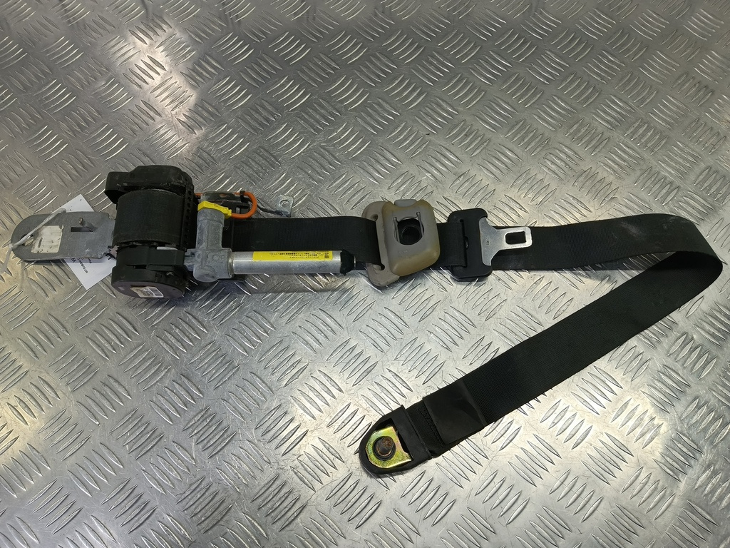 ремень безопасности MITSUBISHI CARISMA 1.6 AT (90 л.с.)Carisma  I рестайлинг (1999—2004) Лифтбек MR913970, 750 рублей, Москва