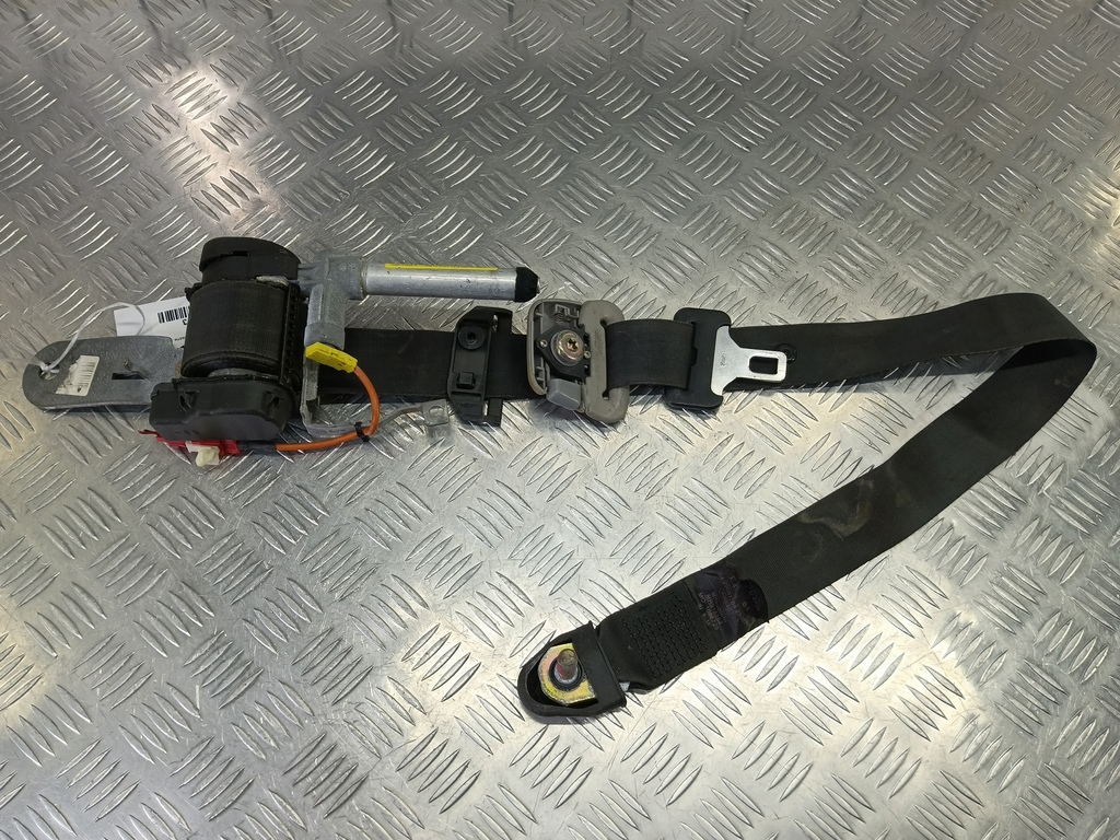 ремень безопасности MITSUBISHI CARISMA 1.6 AT (90 л.с.)Carisma  I рестайлинг (1999—2004) Лифтбек MR913971, 630 рублей, Москва