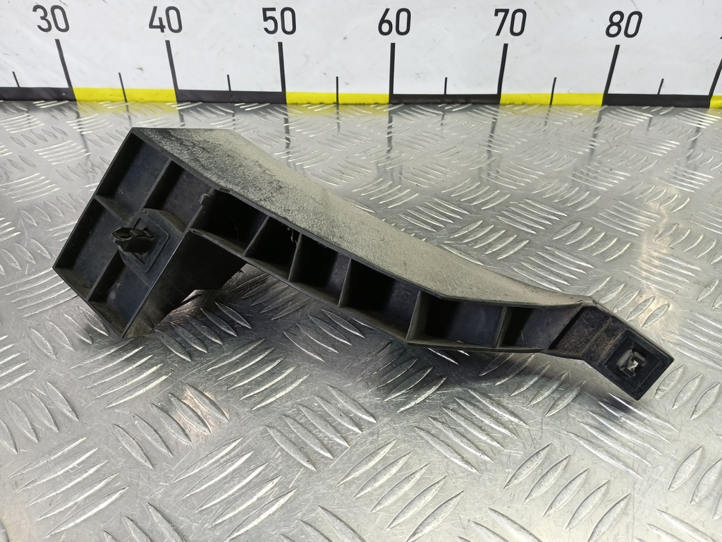 кронштейн бампера SUZUKI Grand Vitara 2.0 4WD MT (140 л.с.)Grand Vitara  II (2005—2008) Внедорожник 7183565J00, 1440 рублей, Москва