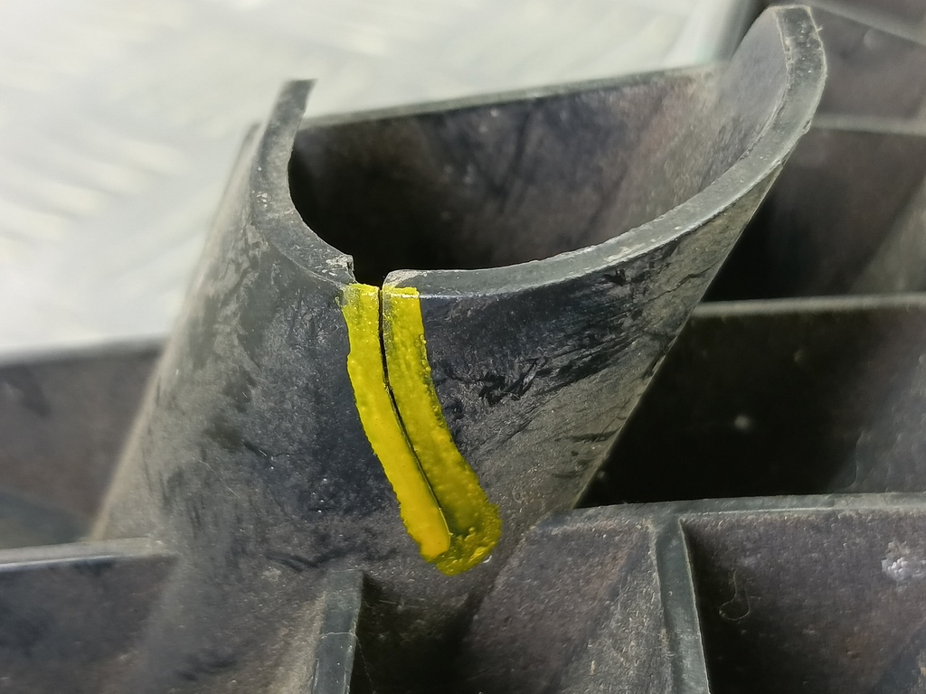 кронштейн бампера SUZUKI Grand Vitara 2.0 4WD MT (140 л.с.)Grand Vitara  II (2005—2008) Внедорожник 7183565J00, 1440 рублей, Москва