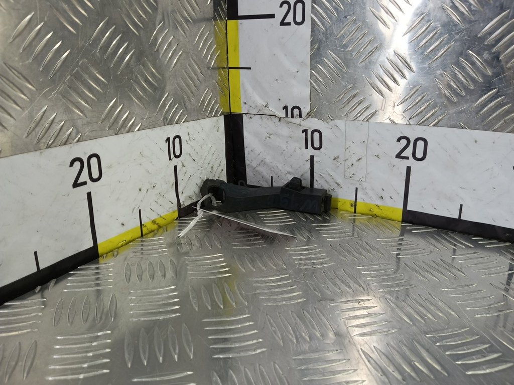 кронштейн бампера HONDA Civic 1.8 MT (140 л.с.)Civic  VIII (2005—2009) Хетчбэк 71198SMGE00, 1090 рублей, Москва