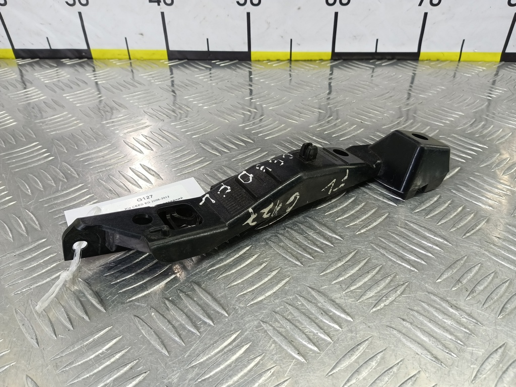 кронштейн бампера Kia Ceed  865131H500, 750 рублей, Москва