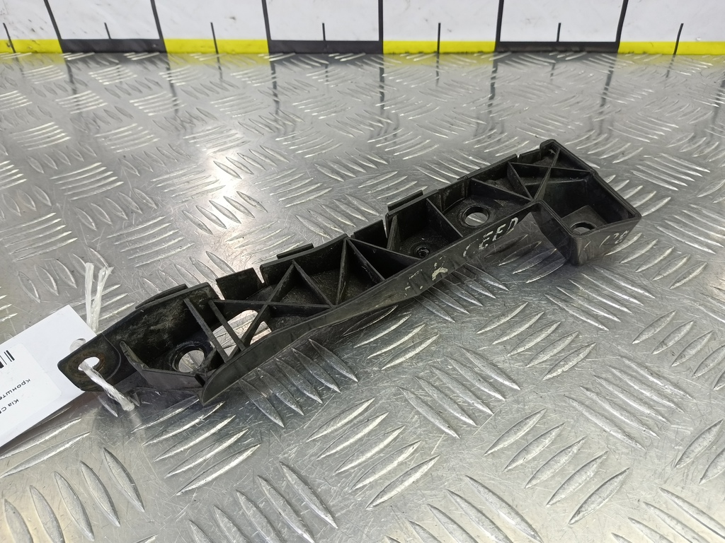 кронштейн бампера Kia Ceed  865141H000, 750 рублей, Москва