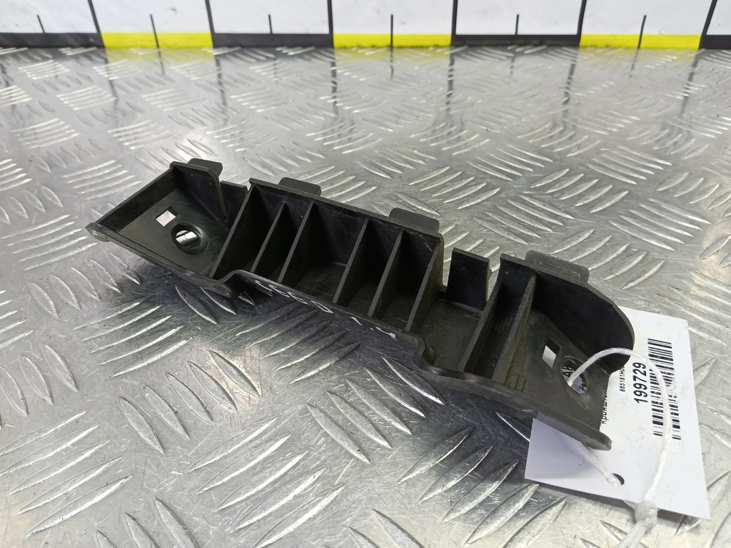 кронштейн бампера Kia Ceed  865181H000, 750 рублей, Москва