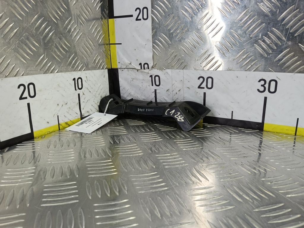 кронштейн бампера Kia Ceed  865181H000, 750 рублей, Москва