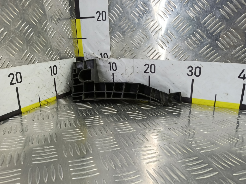 кронштейн бампера SUZUKI Grand Vitara 2.0 4WD MT (140 л.с.)Grand Vitara  II (2005—2008) Внедорожник 7183565J00, 1440 рублей, Москва