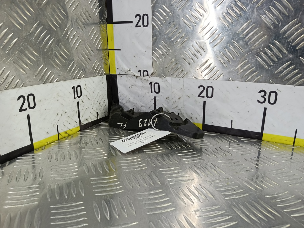 кронштейн бампера SUZUKI SX4 1.6 MT (125 л.с.)Swift  III (2004—2011) Хетчбэк 7173279J00, 1780 рублей, Москва