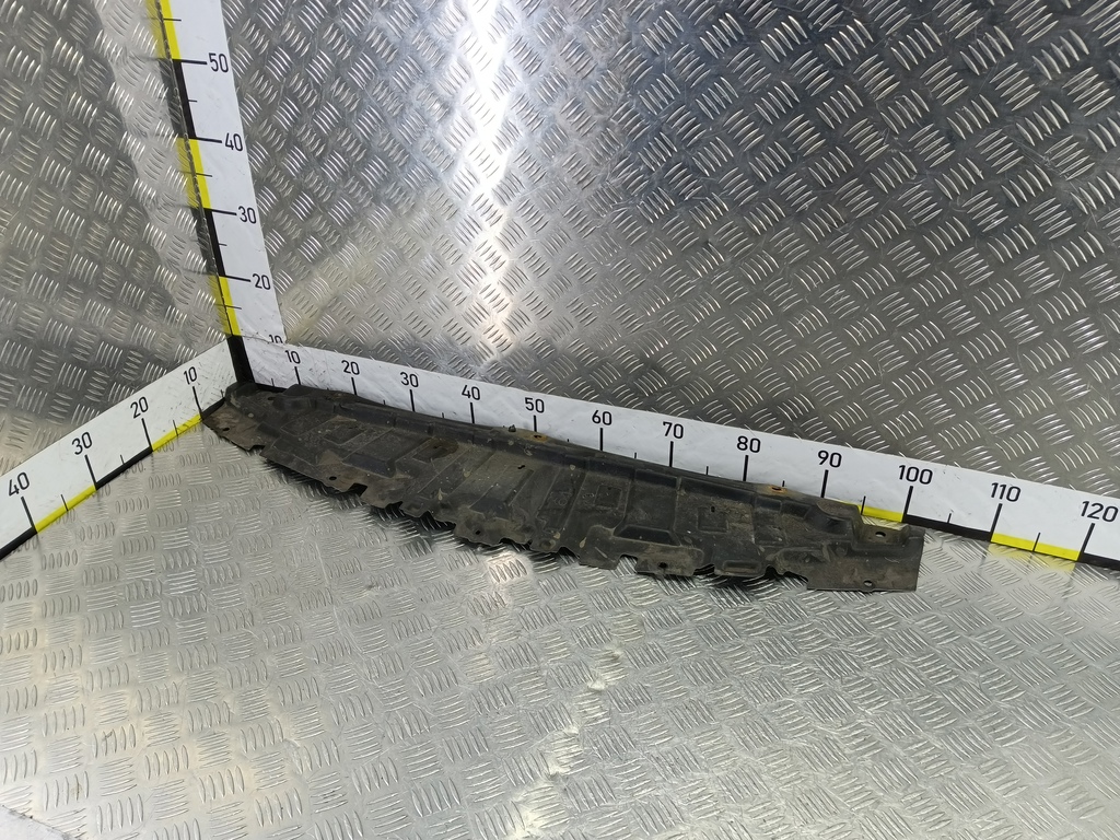 дефлектор радиатора (пыльник) MAZDA 3 1.6 MT (105 л.с.)3  BK рестайлинг (2006—2009) Седан BP4K56112, 1900 рублей, Москва