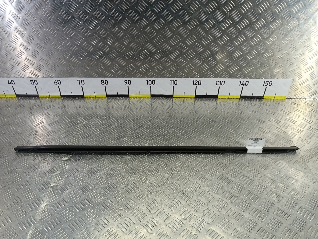 уплотнитель стекла MITSUBISHI LANCER 1.6 MT (98 л.с.)Lancer  IX рестайлинг (2005—2010) Седан MR525757, 1780 рублей, Москва