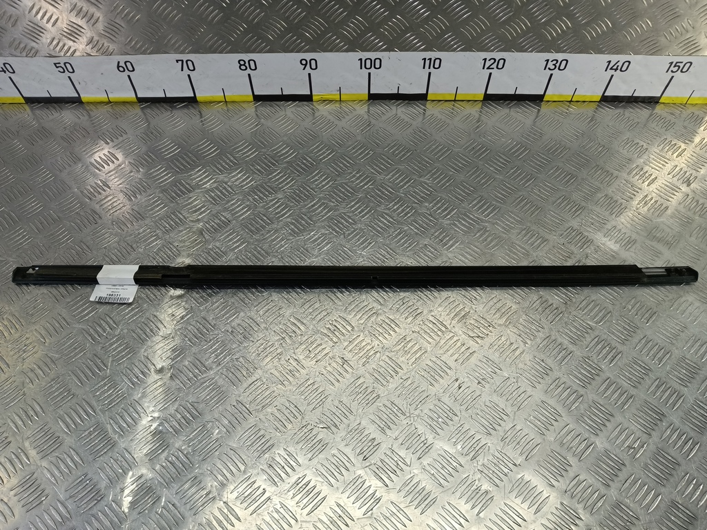 уплотнитель стекла MITSUBISHI LANCER 1.6 MT (98 л.с.)Lancer  IX рестайлинг (2005—2010) Седан MR525757, 1780 рублей, Москва