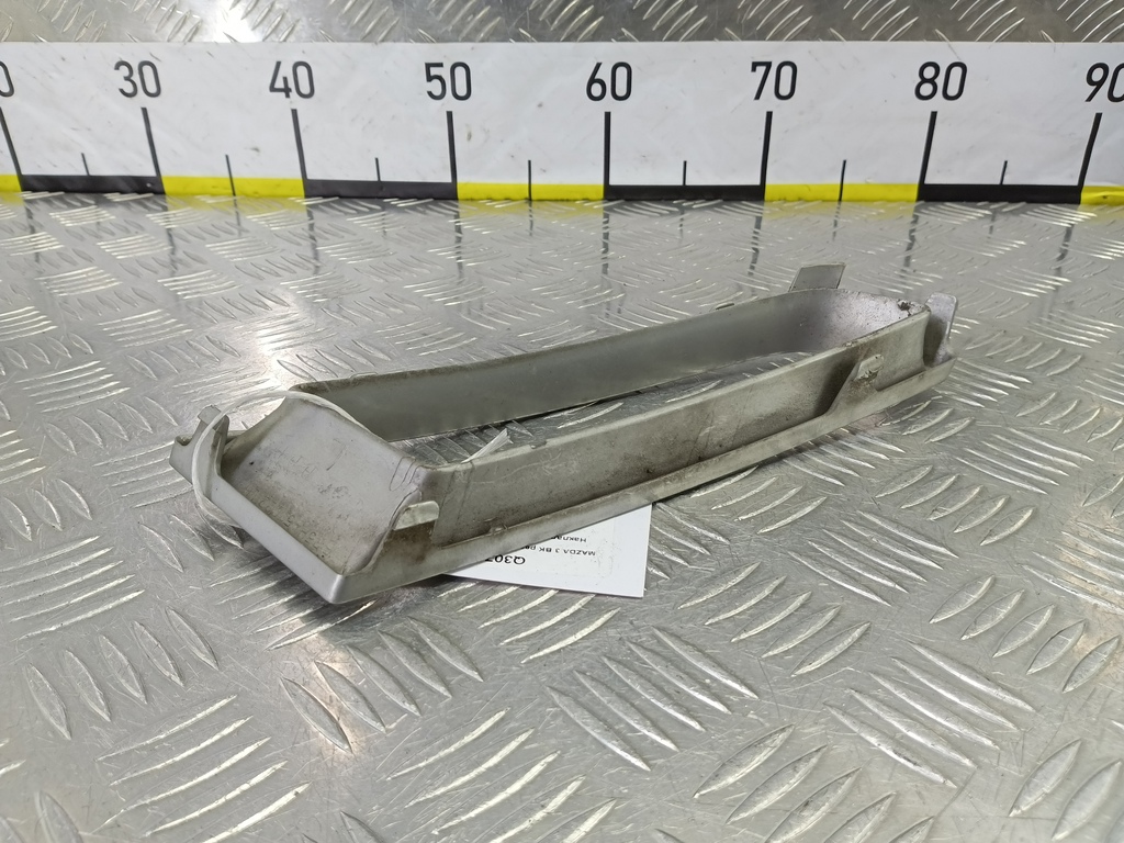 накладка бампера переднего MAZDA 3 1.6 MT (105 л.с.)3  BK рестайлинг (2006—2009) Седан BR5H50C22, 2700 рублей, Москва