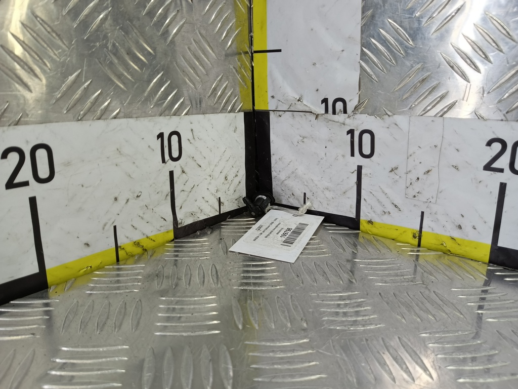 форсунка омывателя MAZDA 3 1.6 MT (105 л.с.)3  BK рестайлинг (2006—2009) Седан BN8V67510, 1440 рублей, Москва