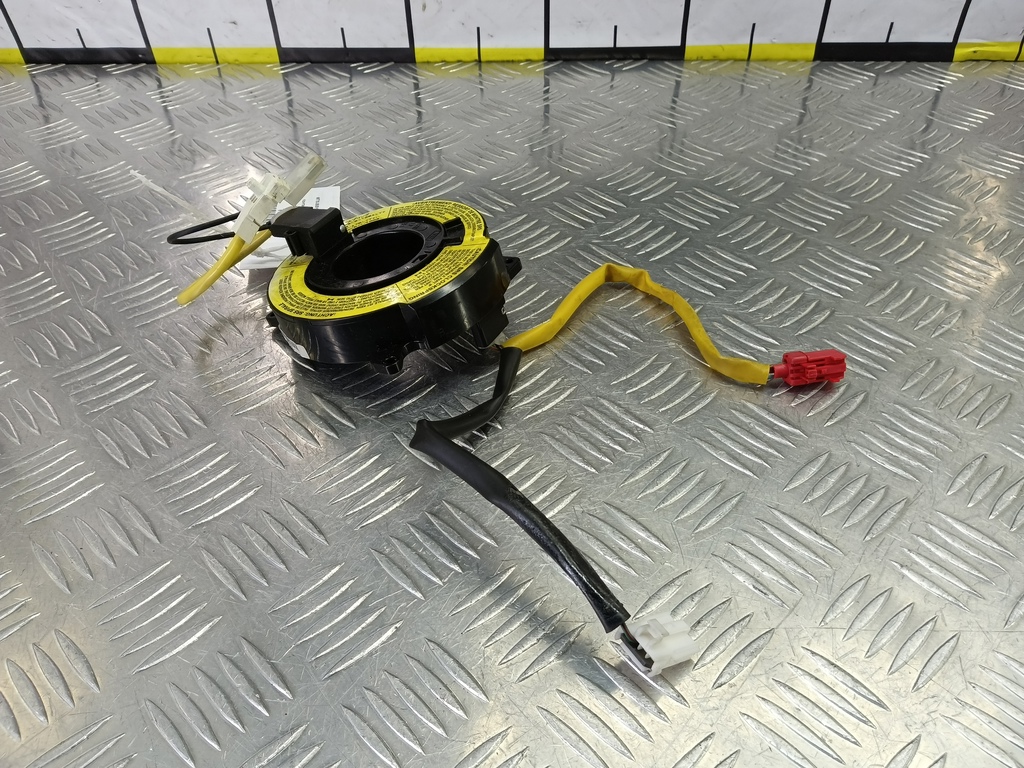 контактное кольцо (шлейф) MITSUBISHI CARISMA 1.6 AT (90 л.с.)Carisma  I рестайлинг (1999—2004) Лифтбек MR912476, 1550 рублей, Москва