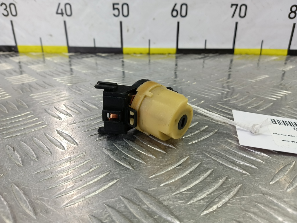 контактная группа замка зажигания MITSUBISHI CARISMA 1.6 AT (90 л.с.)Carisma  I рестайлинг (1999—2004) Лифтбек MR914743, 5000 рублей, Москва