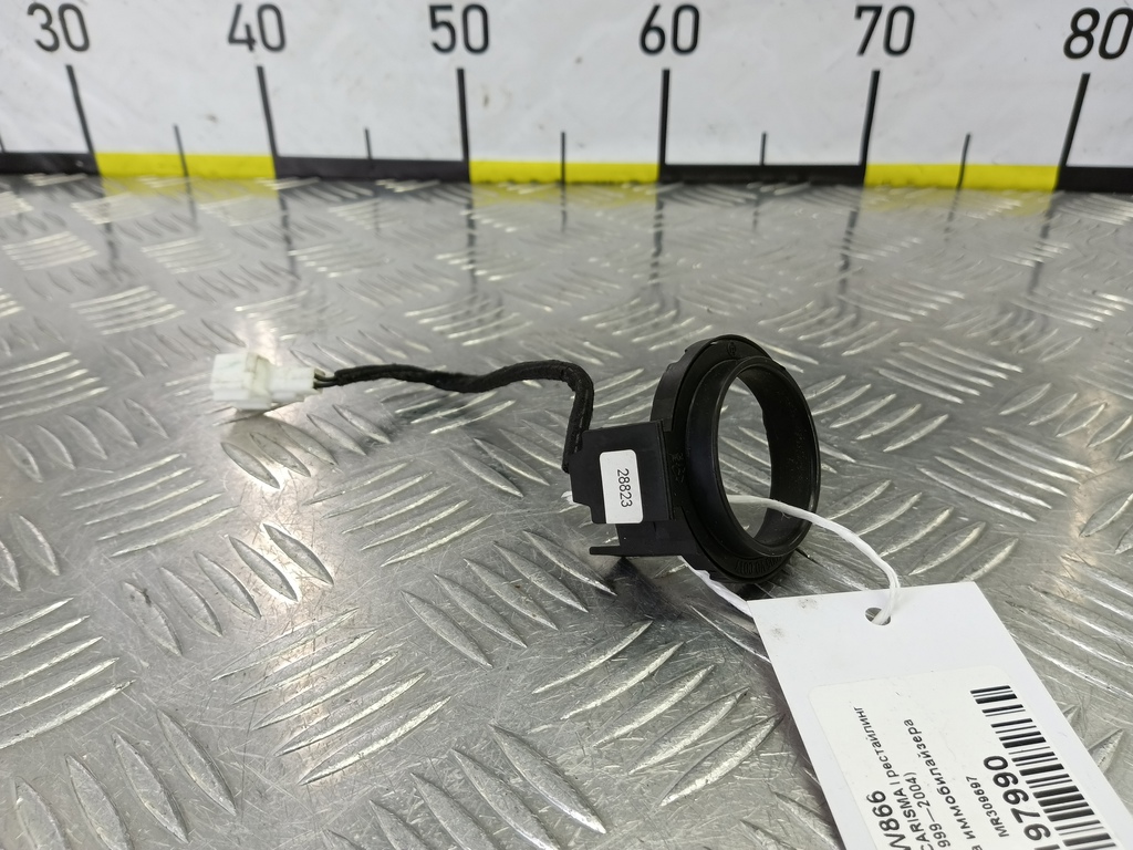 антенна иммобилайзера MITSUBISHI CARISMA 1.6 AT (90 л.с.)Carisma  I рестайлинг (1999—2004) Лифтбек MR309697, 2130 рублей, Москва