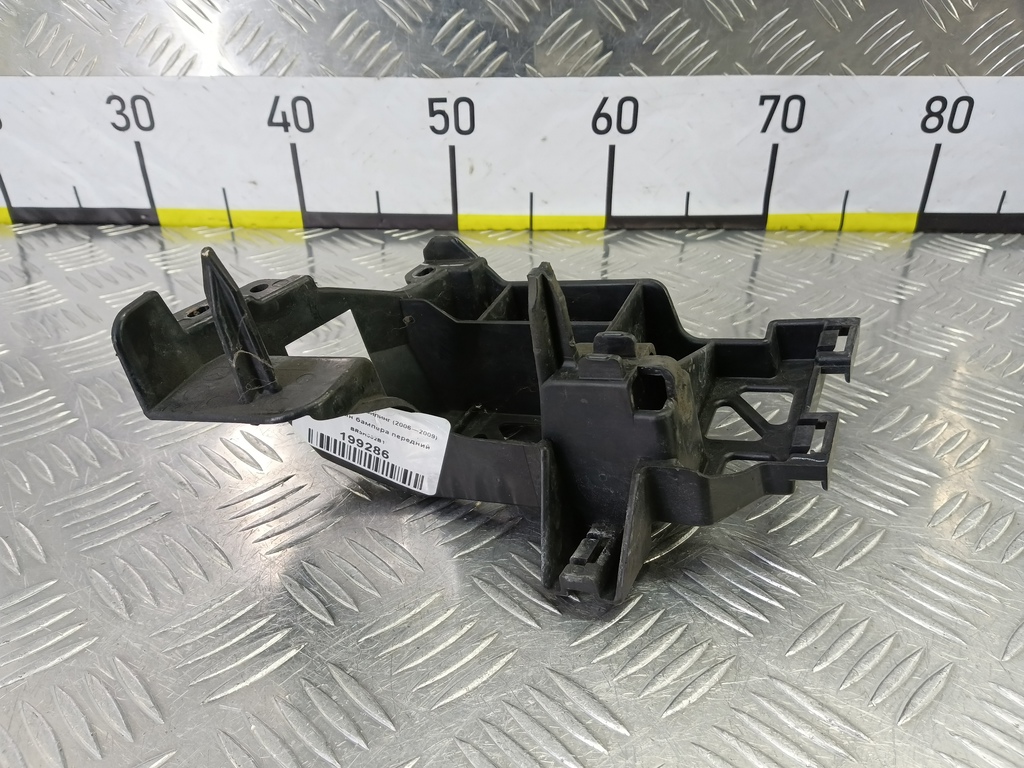 кронштейн бампера MAZDA 3 1.6 MT (105 л.с.)3  BK рестайлинг (2006—2009) Седан BR5H502B1, 1320 рублей, Москва